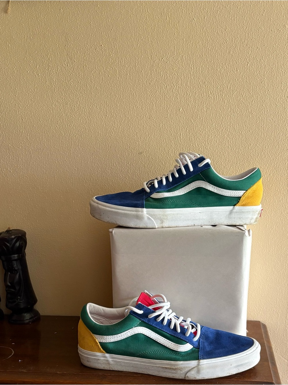 Vans Low-Top Sneakers in Blue, Green & Yellow